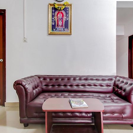 Capital O New Paradise Inn Irugur Dış mekan fotoğraf